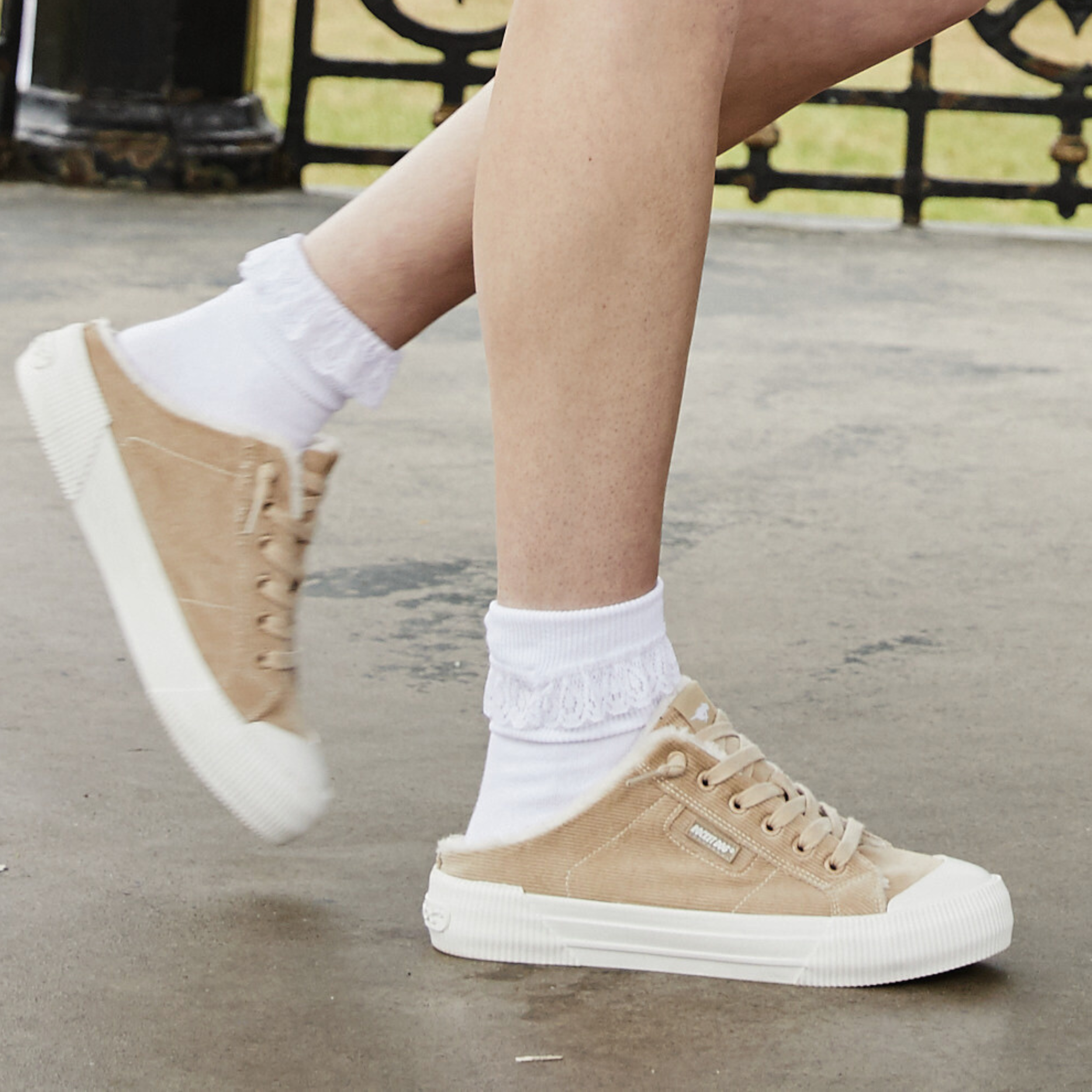 Cheery Natural Corduroy Mule Sneaker - Image 2
