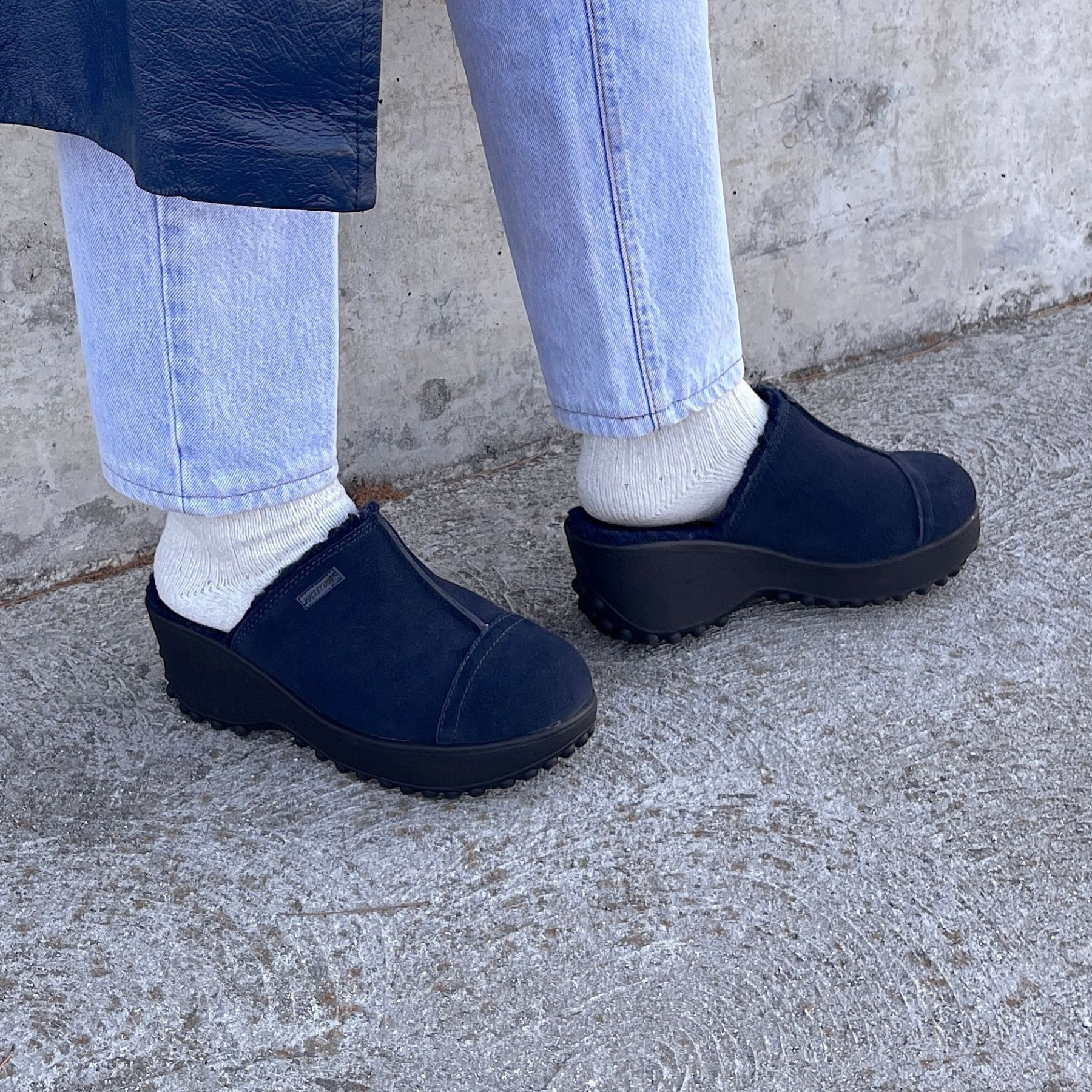 Fran Navy Suede Clog - Image 2
