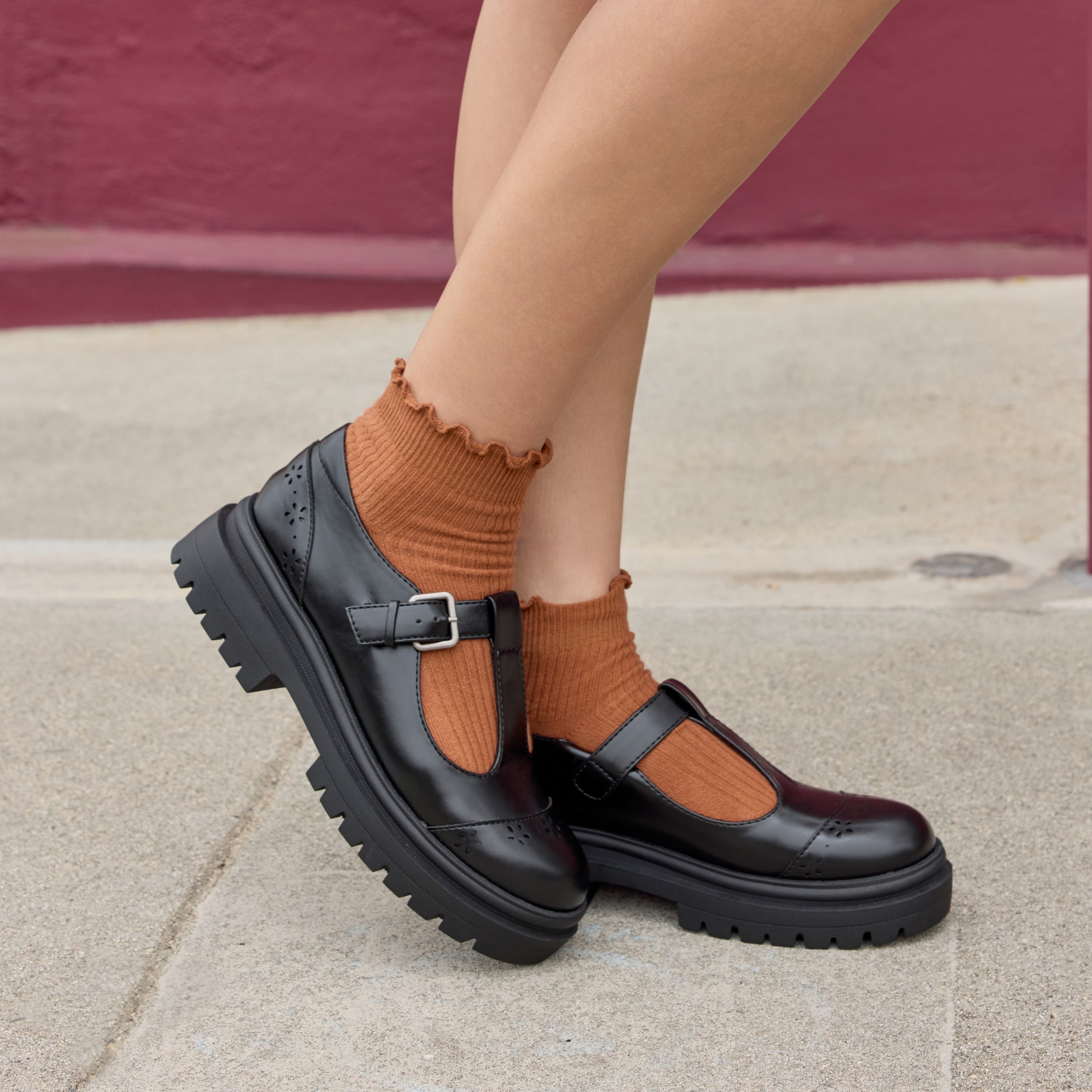 Dalma Black Chunky Mary Jane Shoes - Image 2