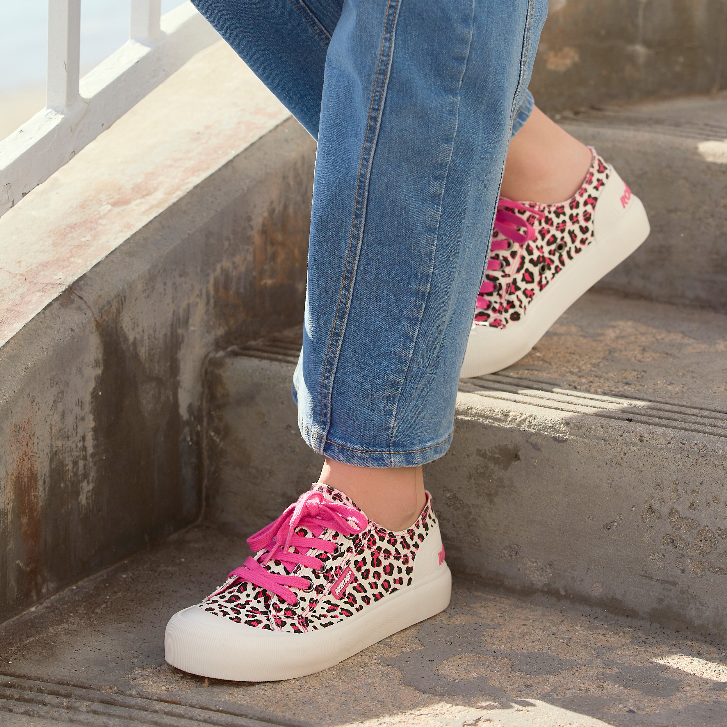 Jazzin Plus Pink Leopard Sneaker - Image 2